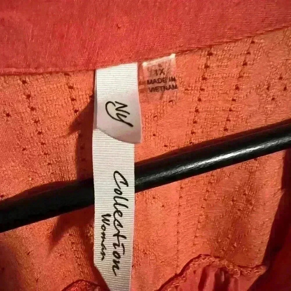 NY Collection Women’s Top - 1X - Picture 3 of 3